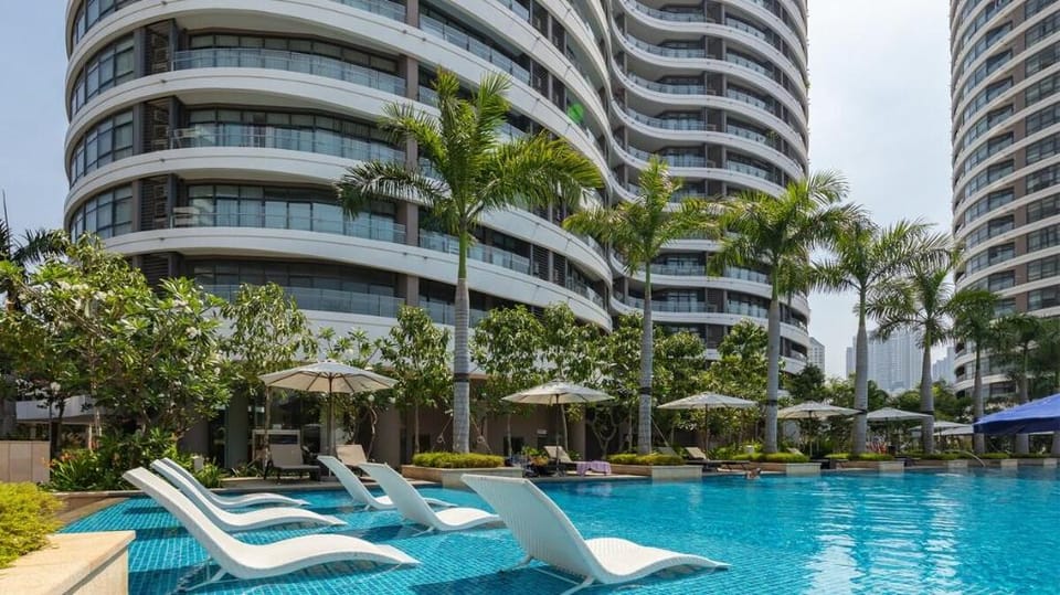 Fun Pop Art Pad + Vinyl near Downtown by Circadian Vacation rental in Ho Chi Minh City