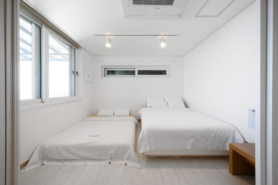 Gyeongju Dang-geun Ryokan Pool Villa Bed and Breakfast in South Korea