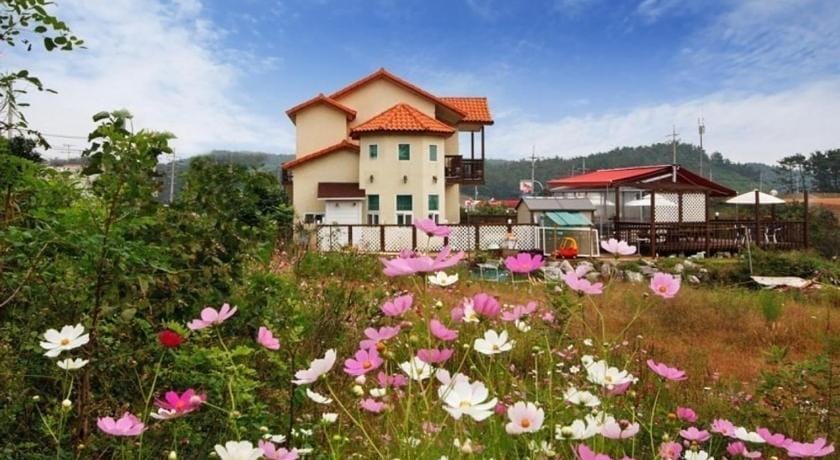 PENSION 1830 Bed and Breakfast in South Korea