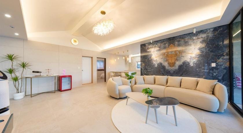 Gangneung The Annyeong Stay Bed and Breakfast in South Korea