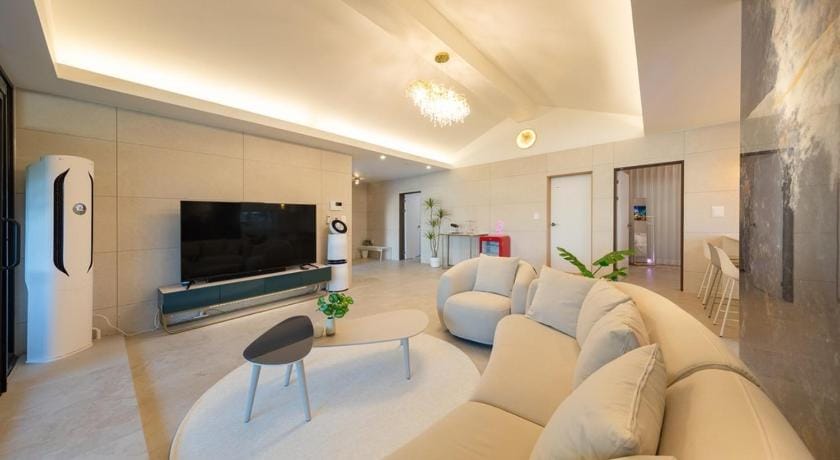 Gangneung The Annyeong Stay Bed and Breakfast in South Korea