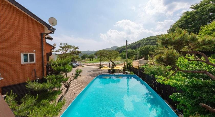 Yangpyeong Green Clover Bed and Breakfast in Gyeonggi-do
