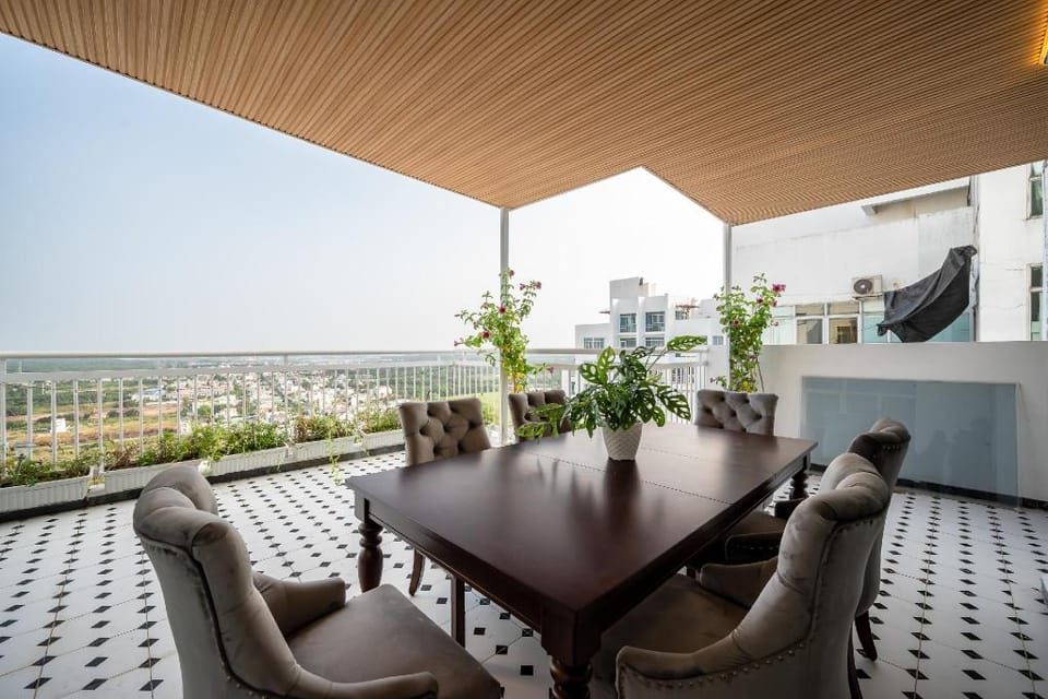 Penthouse Pool - Sky Villa  Apartment in Ho Chi Minh City