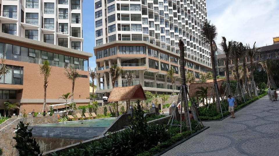 Căn hộ cao cấp 2 phòng ngủ 5* view biển Mũi Né Apartment in Phan Thiet
