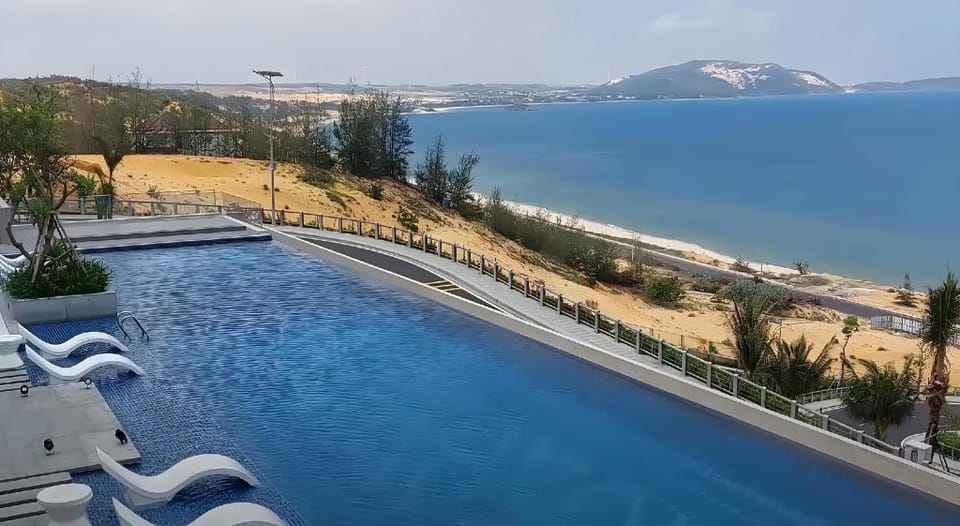 Căn hộ cao cấp 2 phòng ngủ 5* view biển Mũi Né Apartment in Phan Thiet