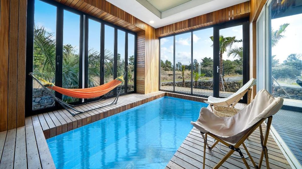 Jeju Muabyeoljang dokchaepension Bed and Breakfast in South Korea