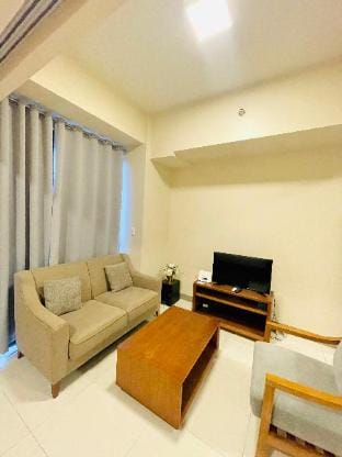 Mactan Newtown One Manchester Place Condo Apartment in Lapu-Lapu City