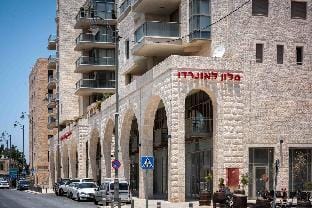 Presidential Two-Bedroom Apartment  With Terrace Vacation rental in Jerusalem