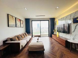 Vincom Center Dcapitale 119 Trần Duy Hung Cầu Giấy Apartment in Laos