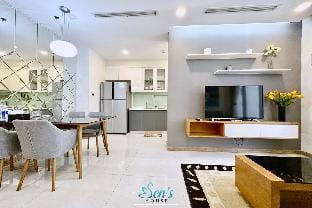 Modern 2BR Apt at At Park 2-Vinhomes Central Park Apartment in Ho Chi Minh City