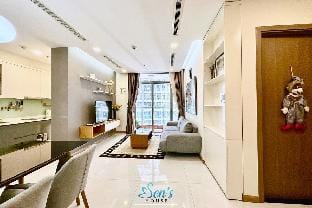 Modern 2BR Apt at At Park 2-Vinhomes Central Park Apartment in Ho Chi Minh City