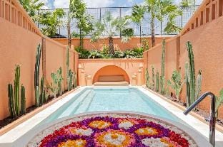 Romantic 1BR Modern Villa #Z5 Villa in North Kuta