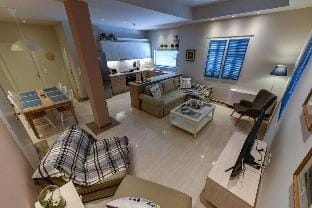 Thalias Quarters - Kalamata Mediterranean Villas Apartment in Messenia
