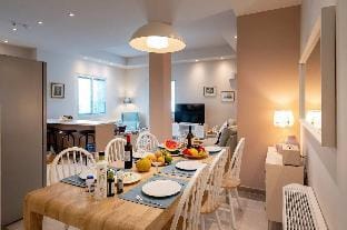Thalias Quarters - Kalamata Mediterranean Villas Apartment in Messenia