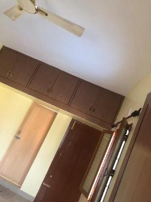One bed room 
Non A/C/ Aishwarya Nivas Vacation rental in Tamil Nadu