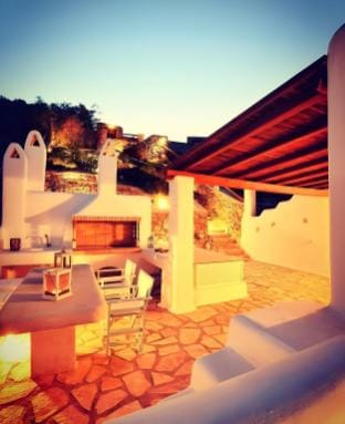 Captivating Villa with Panoramic View in Panormos Villa in Mykonos, Mikonos 846 00, Greece