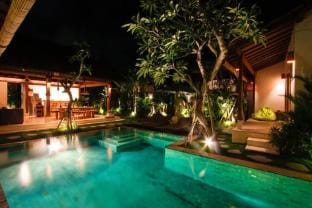 Nerium oleander 3BR Private Pool SU41 Villa in North Kuta
