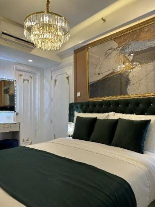 DreamStay 1 BR Luxury Suite Apartment in Makati