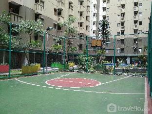 Tranquil 2BR Gateway AhmadYani Cicadas By Travelio Apartment in Bandung