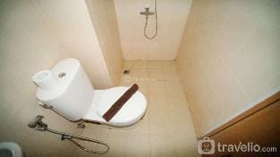 Good Deals Comfy Studio Bale Hinggil By Travelio Apartment in Surabaya
