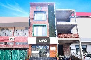 Hotel O AV Continental Vacation rental in Punjab, India