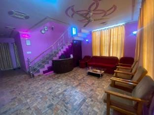 Hotel O Home 813824 Penthouse Villa Vacation rental in India