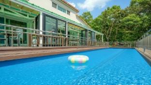 Ganghwado Elinhuvert Pension Bed and Breakfast in Gyeonggi-do
