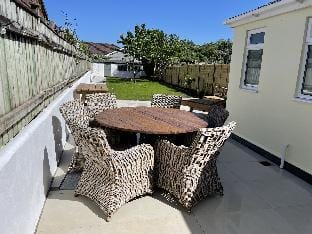 The Little Seahorse - Newly renovated near beach Vacation rental in England