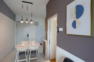 Comfortable and Sweet Home 5 pax Glenmarie Apartment in Subang Jaya