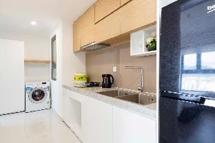 2 BRD CONDO W ROOFTOP POOL.CITY CENTER Apartment in Nha Trang