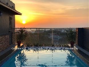 Cozy & Full-Service Condo at the Heart of Bacolod Apartment in Bacolod
