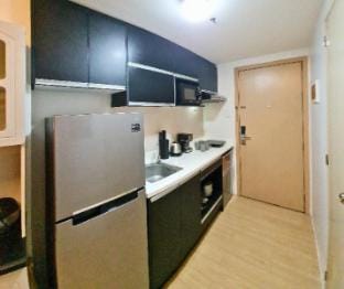 G! @MPlace Condominium Apartment in Quezon City