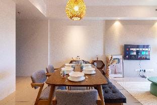 Oxford Gorgeous Sea-View 3BR Condo by ALV Apartment in George Town