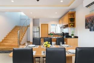Relax pool Villa 芭堤雅私人泳池别墅+按摩池+BBQ近步行街+免费清洁 Villa in Pattaya City