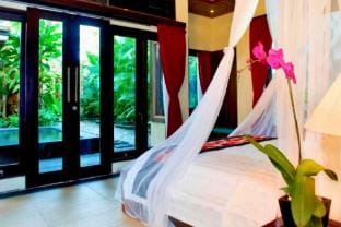 Entire 4BR Private Pool Villa AN93B Villa in Kuta