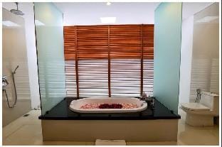 Huge three bedroom Villa at seminyak Bali Villa in North Kuta