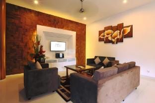 Huge three bedroom Villa at seminyak Bali Villa in North Kuta