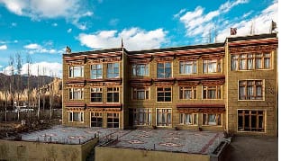 Hotel Alpine Ladakh Apartment in India