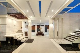 The Origin 5 BR Private Pool Villa #PS10 Villa in North Kuta