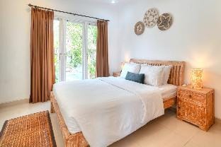 Villa Palm 5 Legian Villa in Kuta