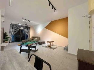 Atlantis 8-10PAX Seaview & Sunset•Pool&VideoGames Vacation rental in Malacca