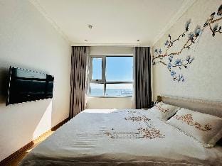 Hoa Homestay Hạ Long 2909 Apartment in Laos