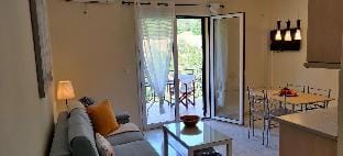 Myrtos Cottages Thalia Apartment in Cephalonia