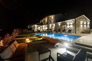 Harmony in Mofardini Apartment in Istria County