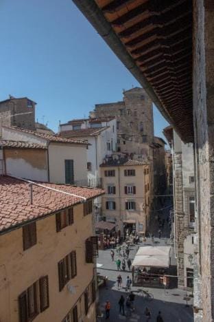 Private Room in the Heart of Florence 33 Vacation rental in Florence