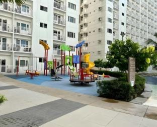 ART's Nest @Shore Res. 3min walk to MoA complex Apartment in Pasay