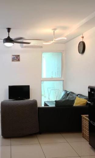 Mansion One27 1 room 6pax Gleaneagles Gurney Town Apartment in George Town