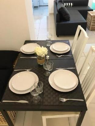 Mansion One27 1 room 6pax Gleaneagles Gurney Town Apartment in George Town