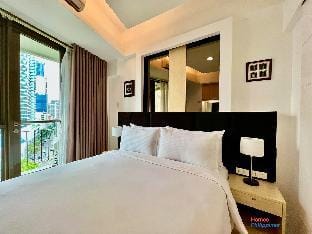 KL Tower Parkview 1BR Balcony GreenbeltMall Makati Apartment in Pasay