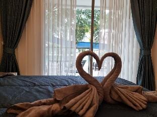 The Maldives Laguna Beach 3 by Pool access unit Apartment in Pattaya City